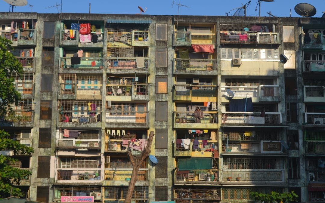 Walking tour of Yangon