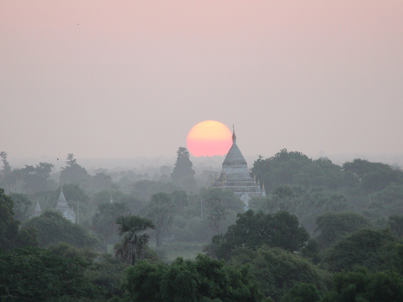 Bagan sightseeing day tour