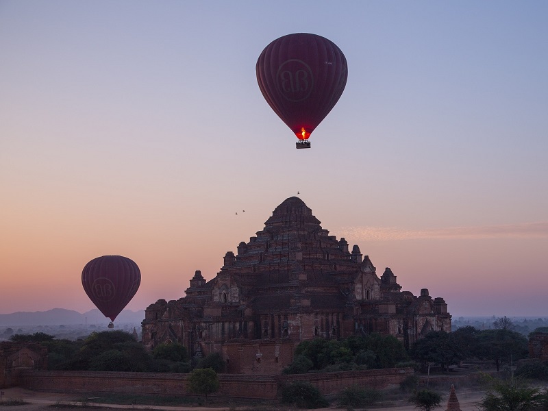 Myanmar Bagan air balloon ride