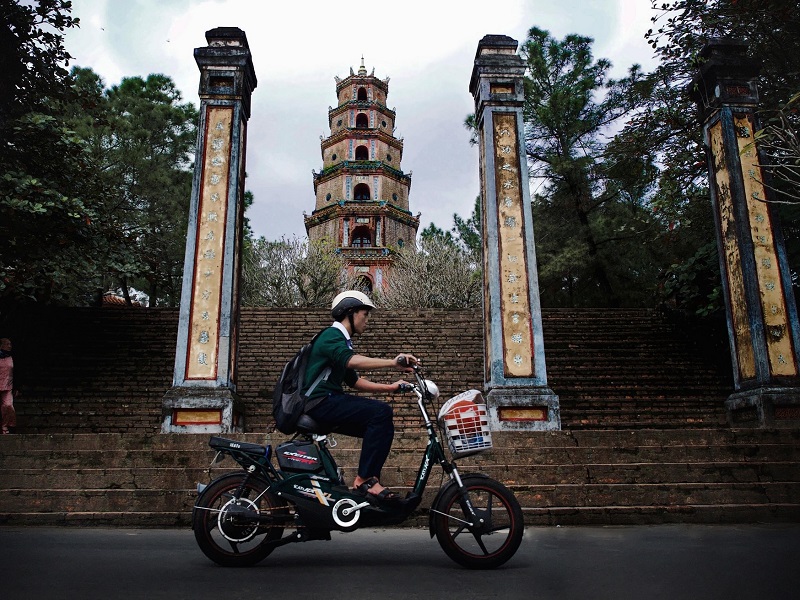 Thien Mu Pagoda Tour