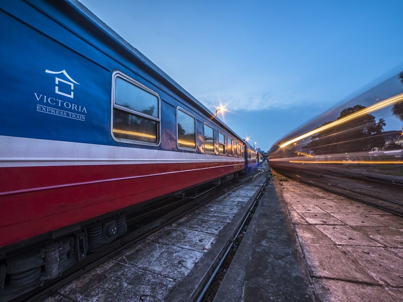 travel across Vietnam by train on your holiday