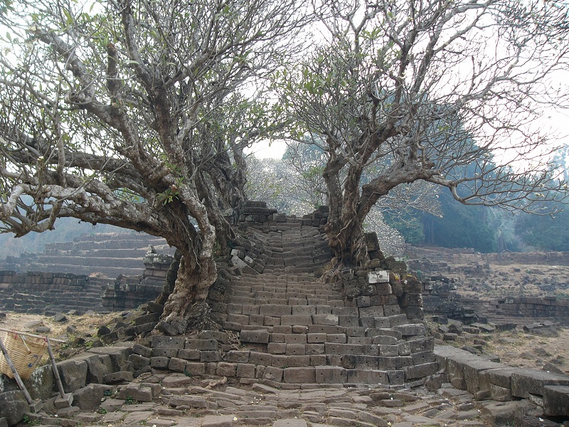 The stone stairs of Wat Phou