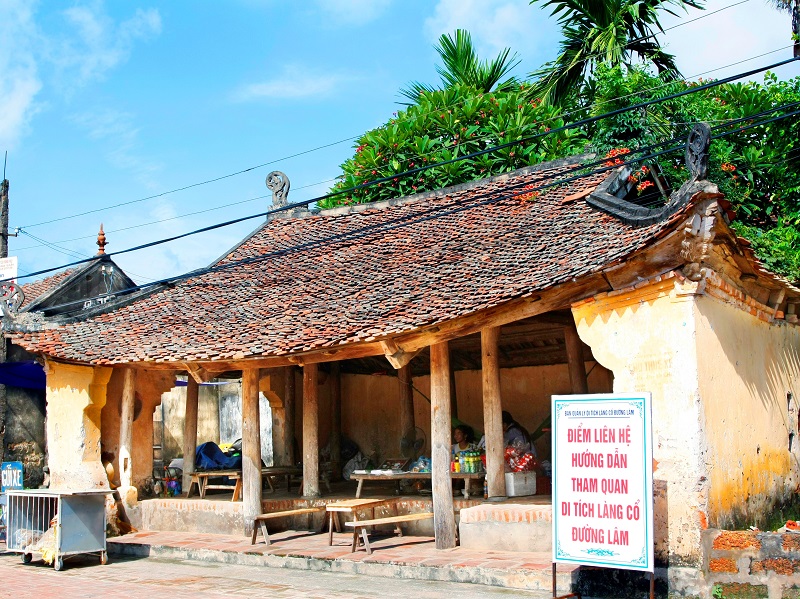 Visit Duong Lam Village, Vietnam