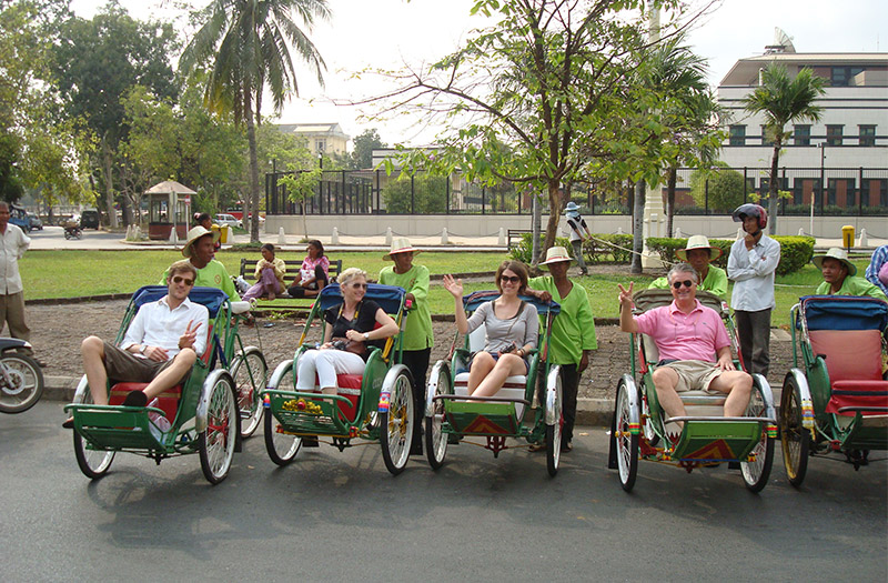 phnom penh cyclo tours