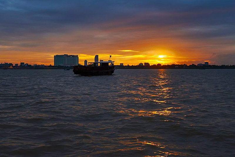 Mekong Sunset Boat Cruise