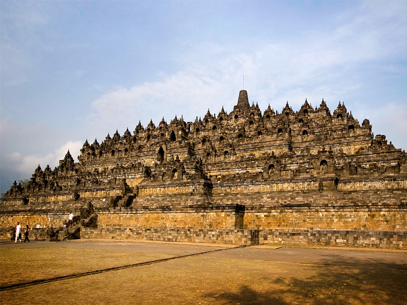 Visit Prambanan temple on your Indonesia holiday