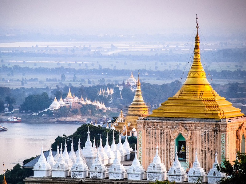 Burma holidays to Mandalay