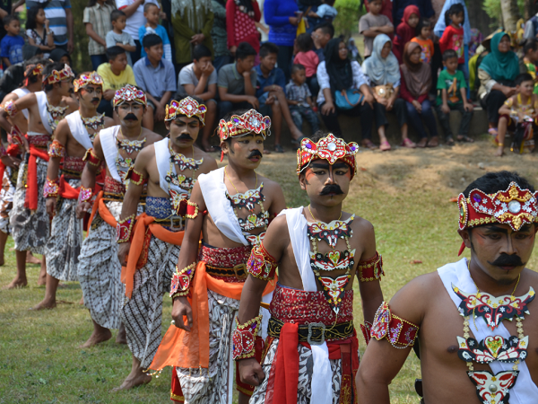 Golf in Yogyakarta with See Asia Differently