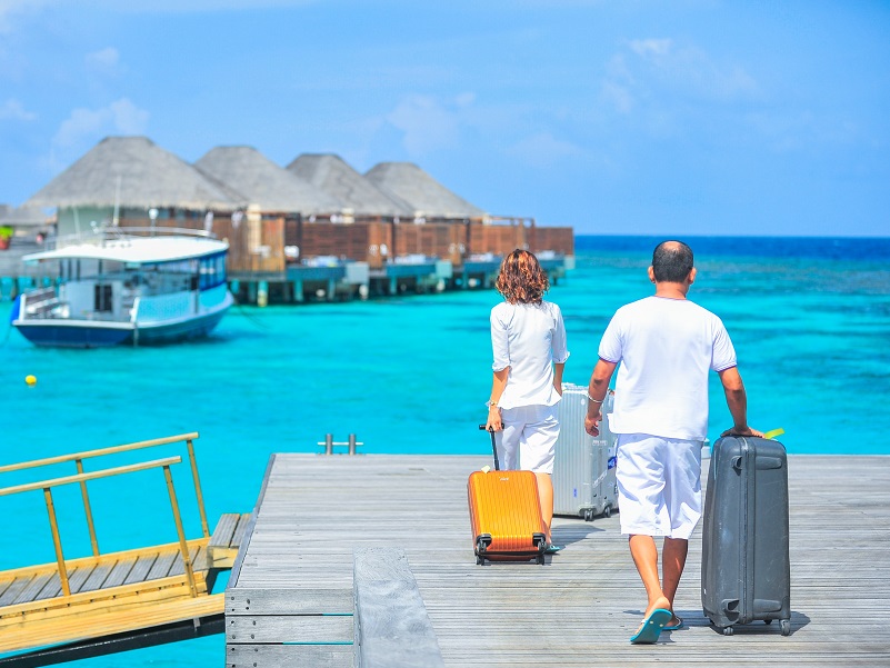 couple walking on a quay